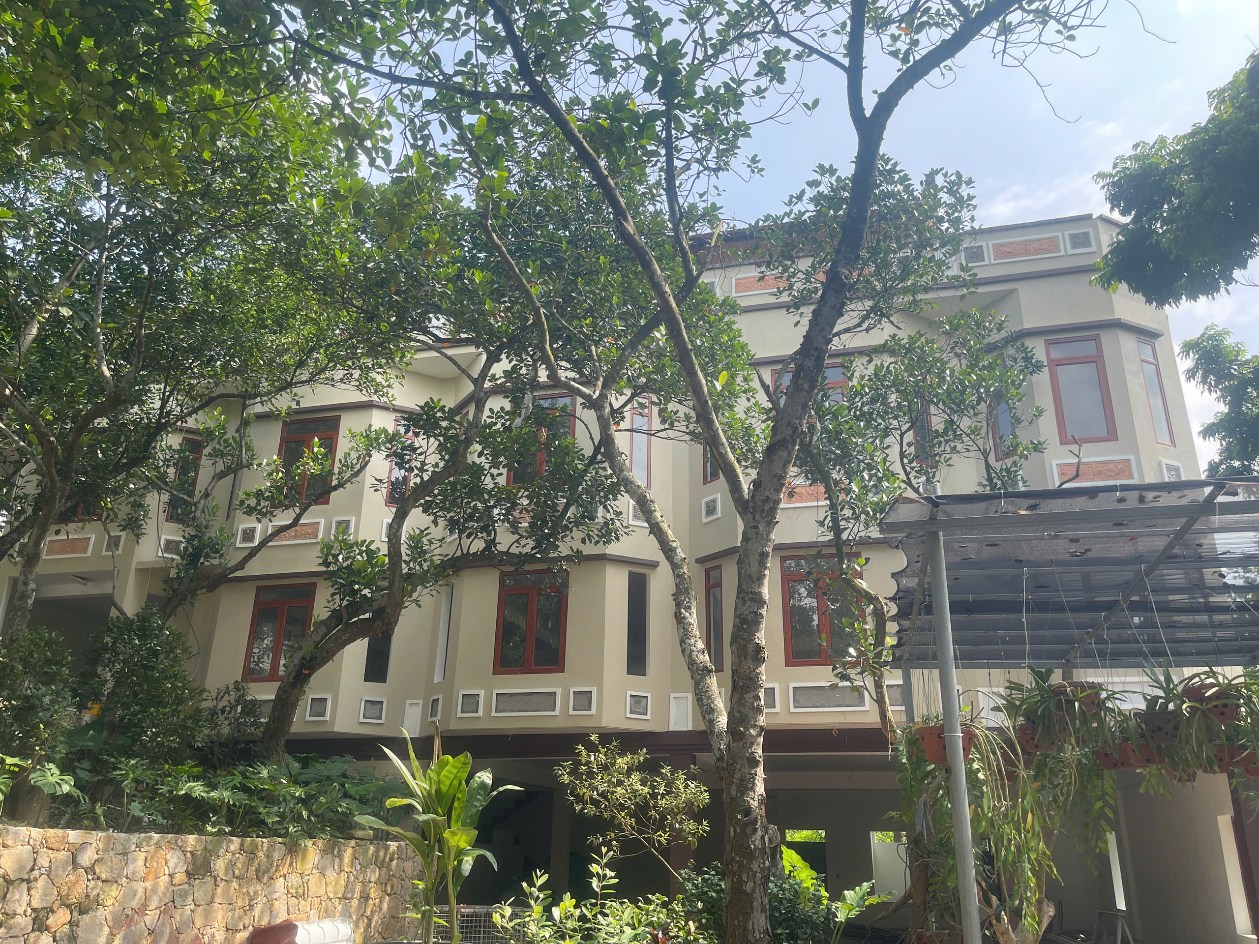 cong-trinh-chua-bach-mon