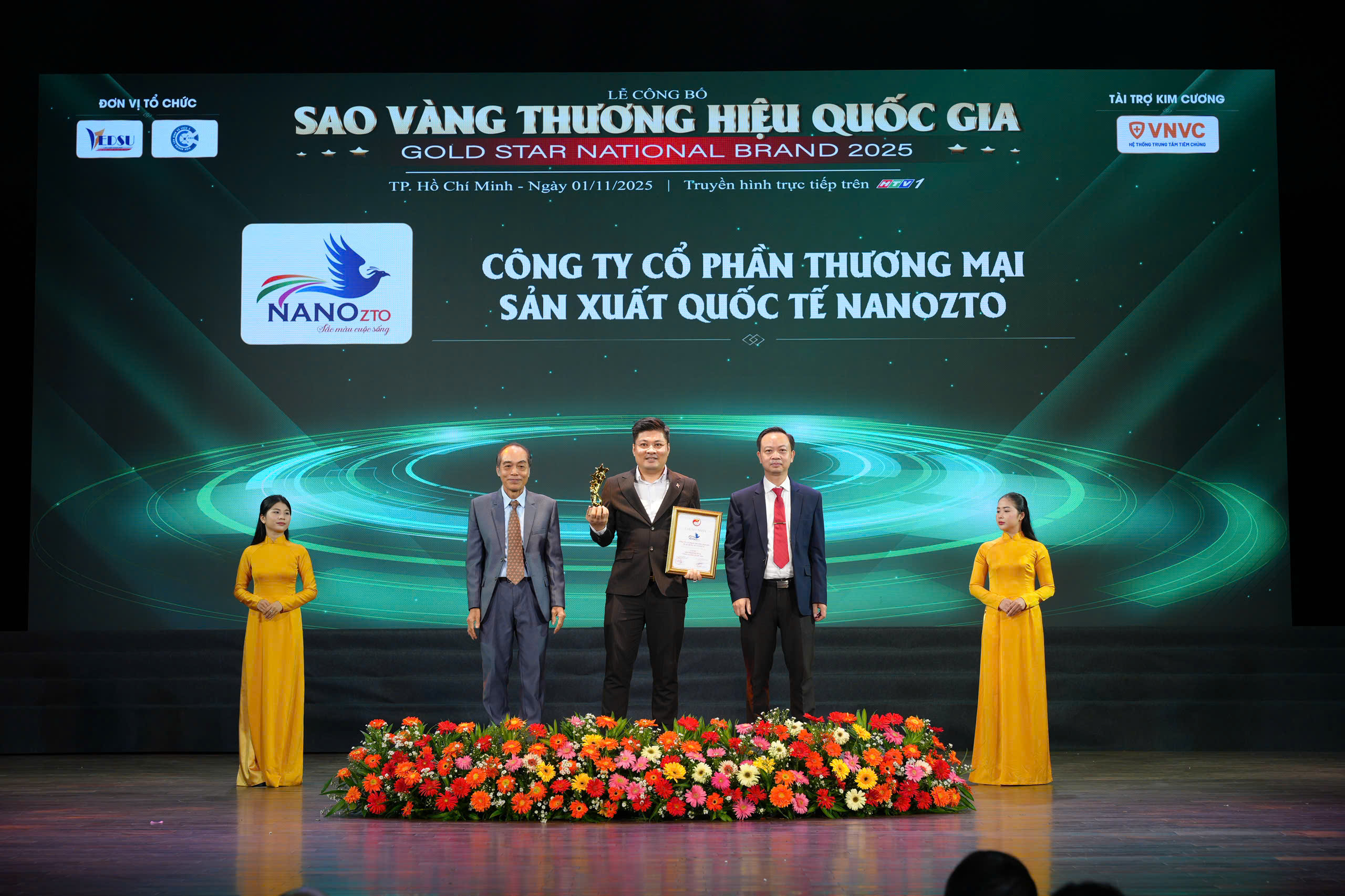 cong-ty-co-phan-thuong-mai-san-xuat-quoc-te-nanozto-dat-giai-san-pham-dich-vu-chat-luong-quoc-gia-2025